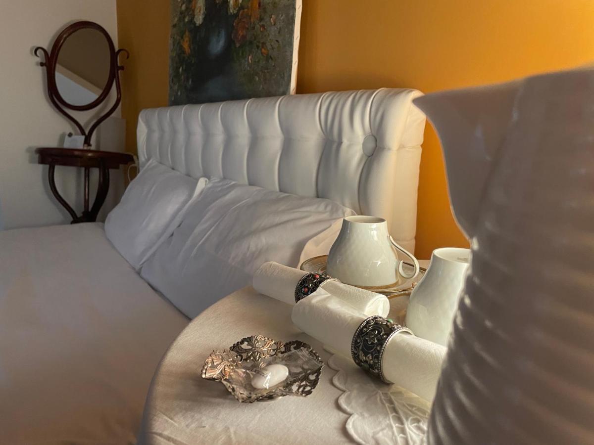 Vieniacasaccadia Bed & Breakfast エクステリア 写真